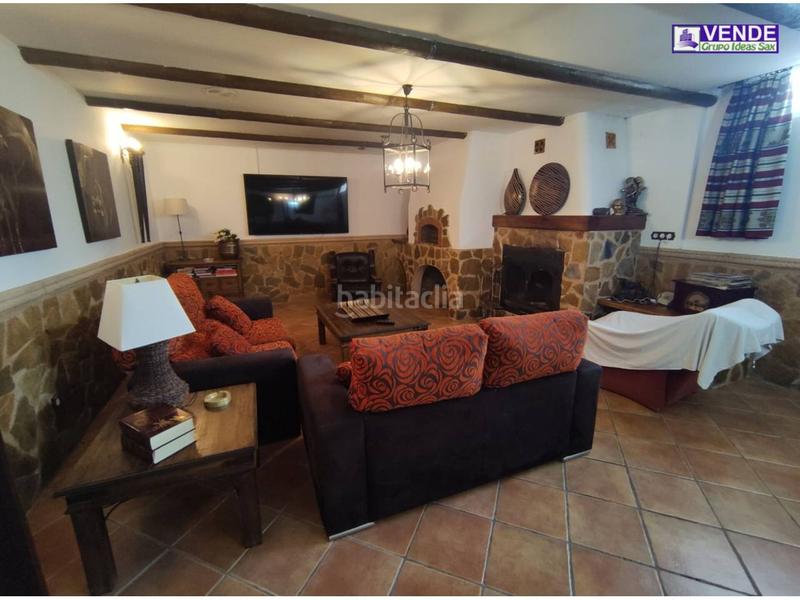 Foto 657c900e-5d19-49ba-8fa0-d17a5750dc6e. Casale con parcheggio in Sax