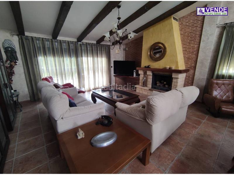 Foto 8859c5d7-38c0-4ef9-820b-1918cebadc5c. Casale con parcheggio in Sax