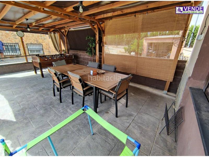 Foto ab3fda25-9310-45c3-9227-55ed5ee1334b. Casale con parcheggio in Sax