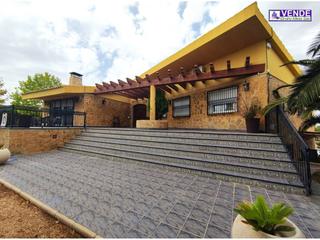 Masia a Sax. Chalet rustico en venta en sax
