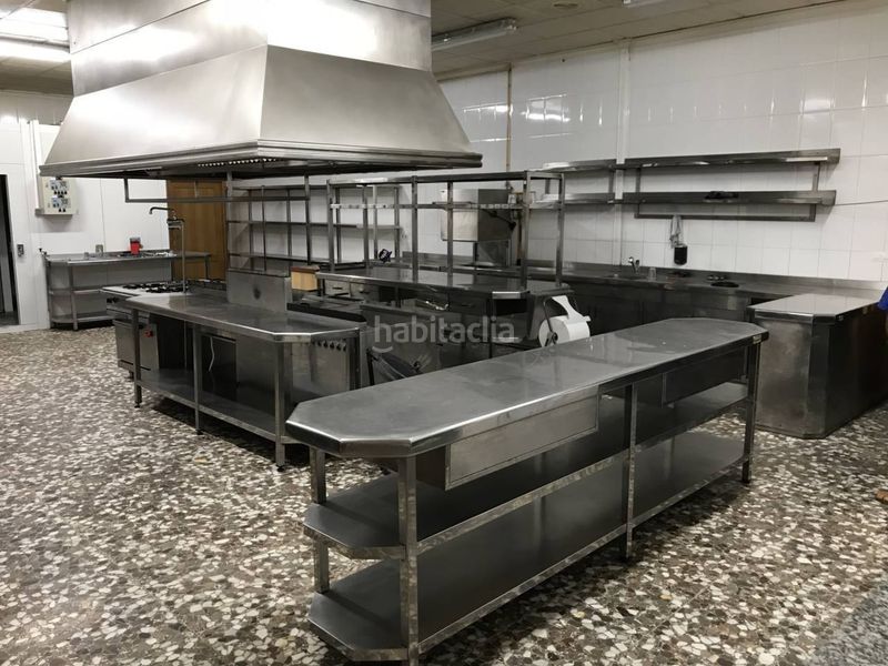 Foto 864be944-2971-45b6-950e-f1bad8a2187f. Local comercial a Salinas