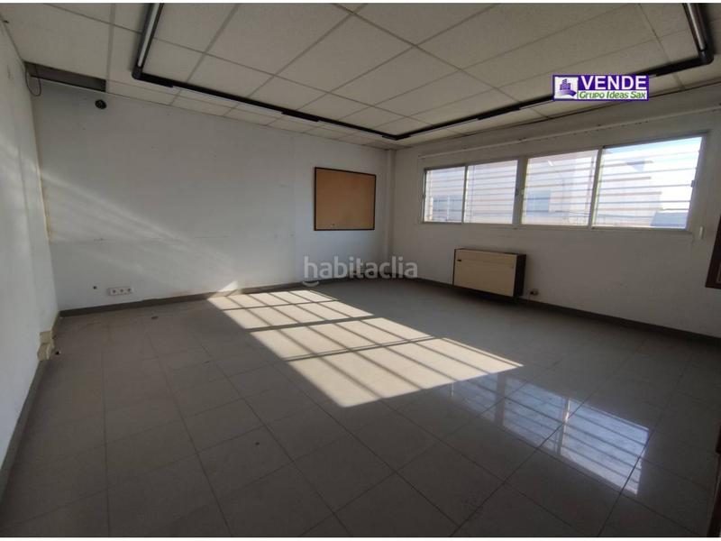 Foto e6a94e7e-44f1-4926-bbaa-69ce491b4695. Capannone industriale in San Crispín-Huerta Nueva-Estación Elda