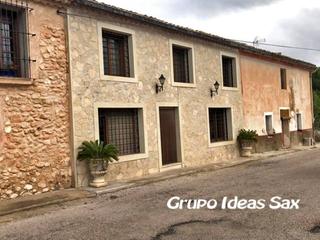Masia  17. Casa adosada en venta en salinas