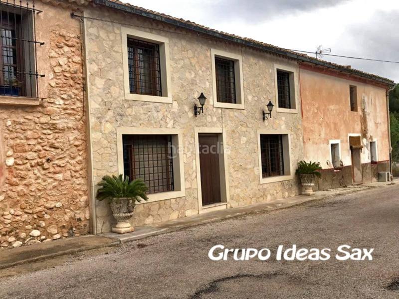 Foto 6ba15292-9afb-44d0-a7c6-0d46667dd486. Masía casa adosada en venta en Salinas