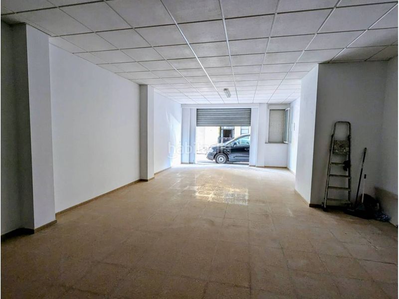 Foto 9ef69aef-f30d-41cc-904c-20d84c14d46b. Rent business premise in Sax