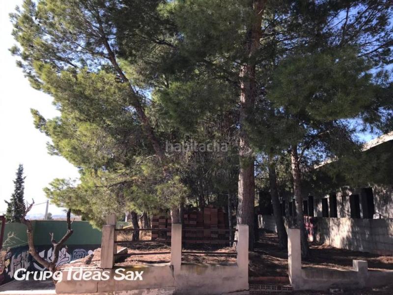 Foto f1e808d8-bb76-4044-9715-900197056f29. Masia a Salinas