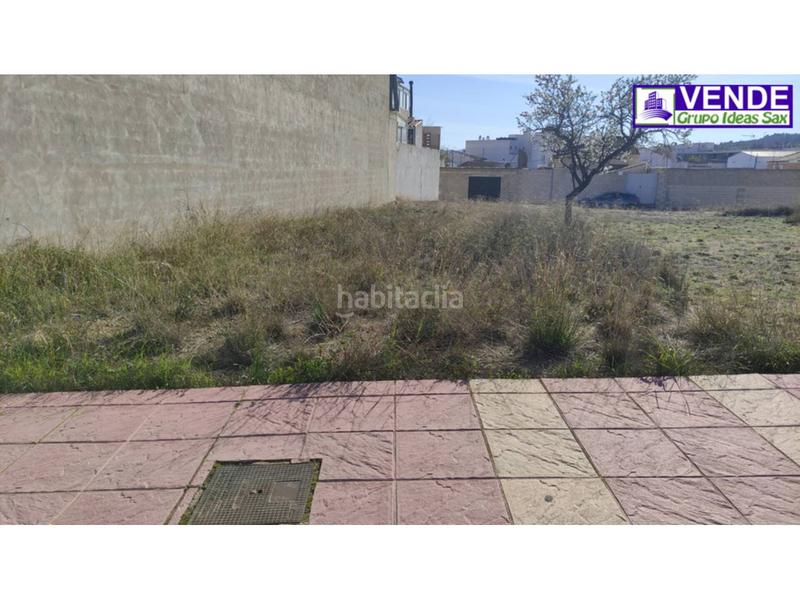 Foto 24aad409-424d-4b67-8dde-8a814027101b. Wohngrundstück in Sax