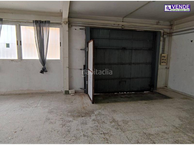 Foto ca2374f6-0e0d-43f5-97a0-cf363339f74c. Capannone industriale in San Crispín-Huerta Nueva-Estación Elda