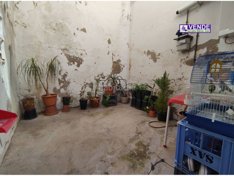 Foto d191b554-2c93-4c8e-95eb-a4f38fcb06e5. Casa adossada a Sax