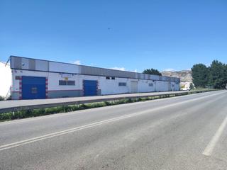 Nau industrial  Yecla. Nave industrial en venta en polígono industrial el rubial