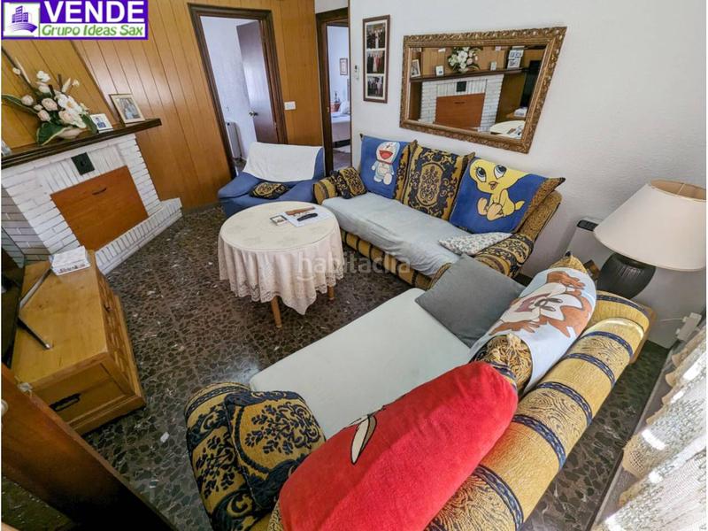 Foto 016d1e71-b789-4176-a9f4-172c59c80a8f. Chalet  unifamiliar en venta en calle miguel hernández en Salinas