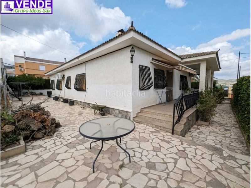 Foto 7b19e8d3-b314-4b5e-b75d-b458b8f9f342. Chalet  unifamiliar en venta en calle miguel hernández en Salinas