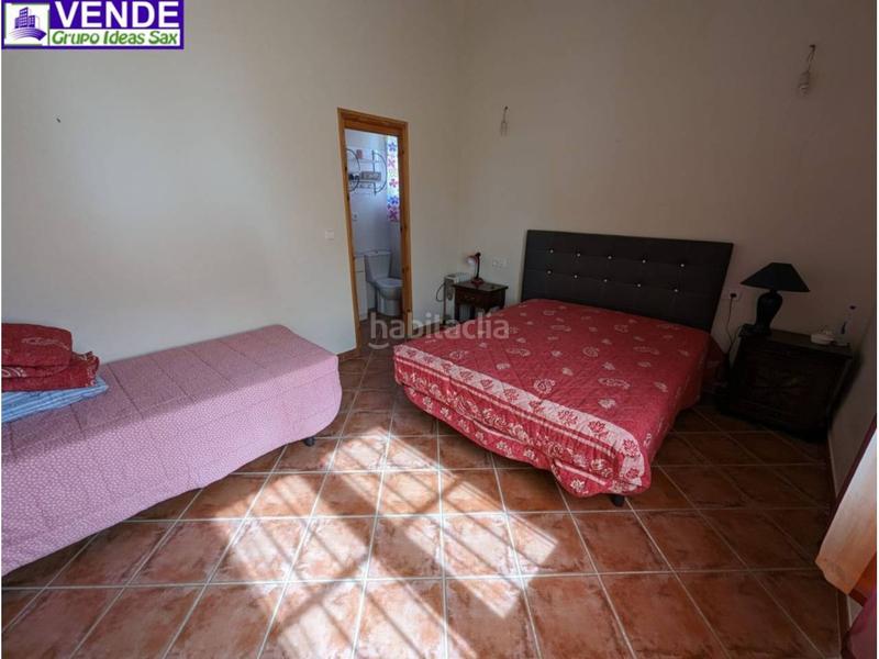 Foto 84b1e9e0-6f75-4157-a446-4812e11a67f9. Masía casa rustica adosada en venta en Partidas Norte Villena