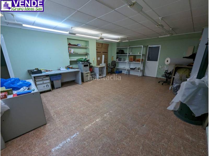 Foto a7713fd2-8fdc-452c-b05c-d7756f5d0d4e. Edificio  céntrico en venta en Sax