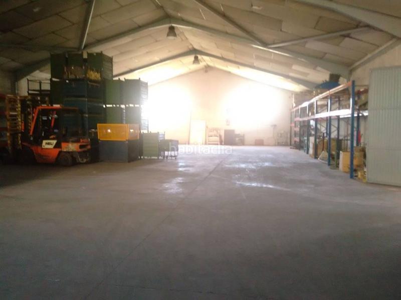 Foto 1fa01809-9b00-4988-854a-a431be41495b. Fabrikhalle in Sax