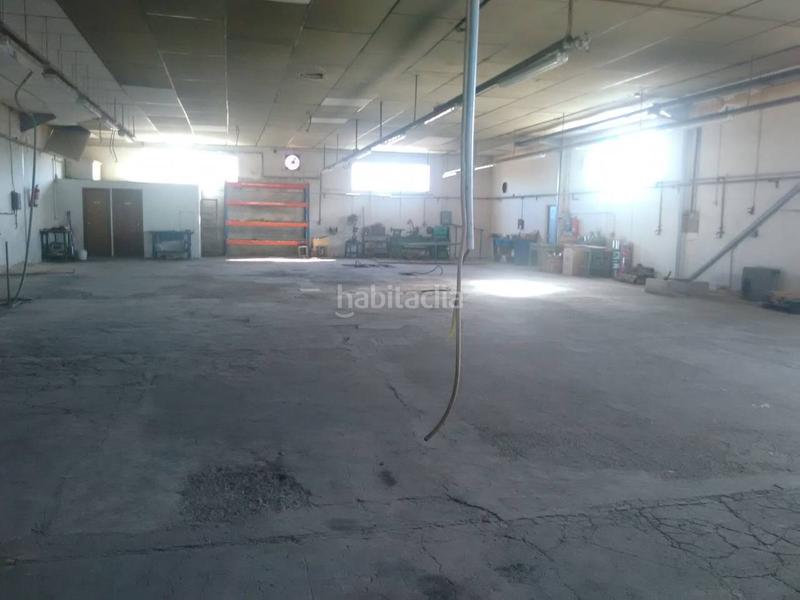 Foto acab4850-71a6-4f69-9149-85bdb7829dc2. Fabrikhalle in Sax