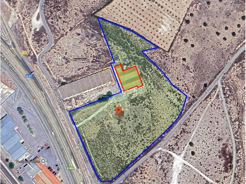 Foto e5c2fef8-02dd-450e-8326-2bf3823c3de4. Fabrikhalle in Sax