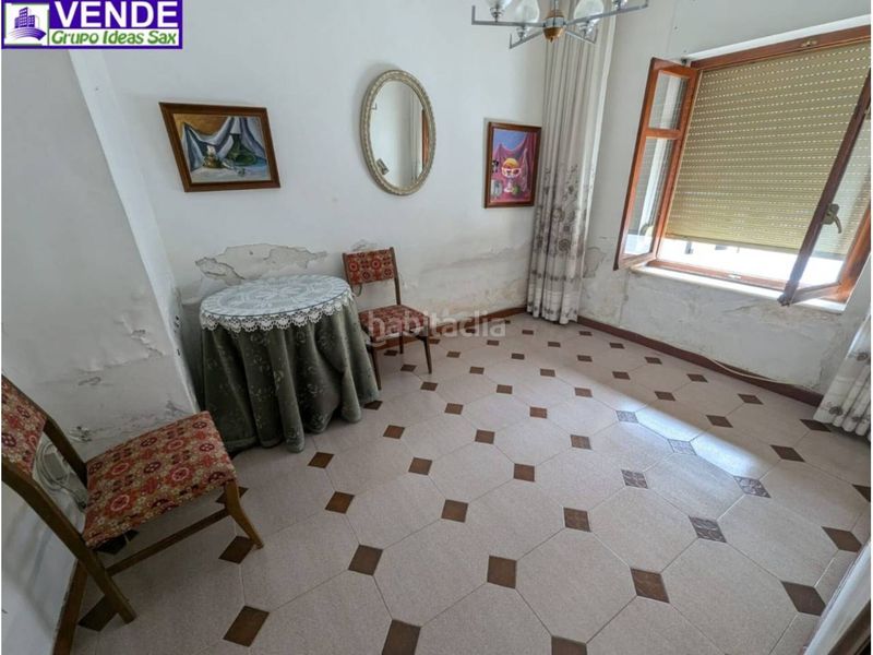 Foto 1c93bb43-b676-4780-a8e3-d1b7ddf7f187. Casa adossada amb aparcament a Salinas