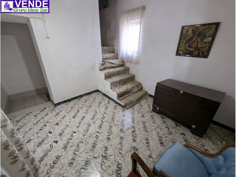Foto 9a330144-e3db-4bd4-ba46-c430dc535045. Casa adossada amb aparcament a Salinas