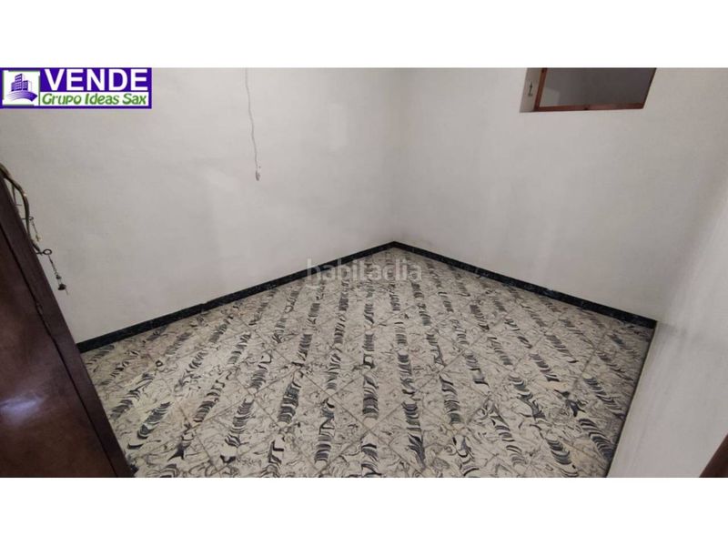 Foto bb1ed6a3-8718-44ee-9a19-e2f968af9f68. Casa adossada amb aparcament a Salinas