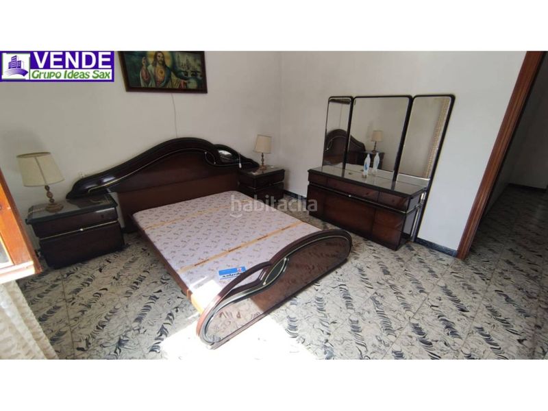 Foto bbcf6f43-d529-4c53-b3a0-963c5266eda3. Casa adossada amb aparcament a Salinas