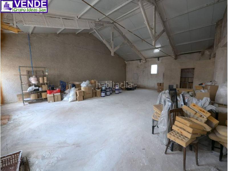 Foto 27c5ff82-4bf9-4c4a-aecc-3e05f6befe52. Nau industrial a Sax