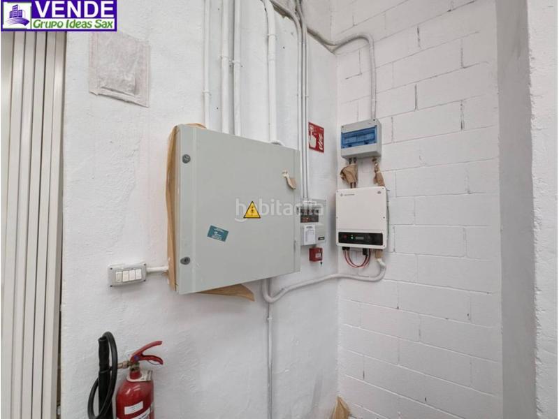 Foto 3cb242d0-c649-4e4b-a154-696e3e4f3f59. Nau industrial a Sax