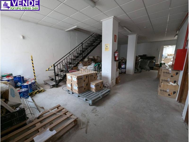 Foto f5ae768f-d884-46b3-b207-e2a6690cc94d. Nau industrial a Sax