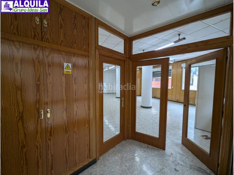 Foto 4b63d952-bd49-4e35-b219-f747050125c0. Business premise in Sax