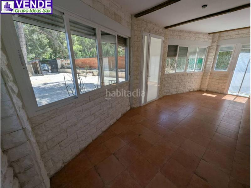 Foto f1ee88e2-969c-4ede-adc8-ad0058cb9a09. Masia amb aparcament piscina a Plaza Castelar - Mercado Central Elda
