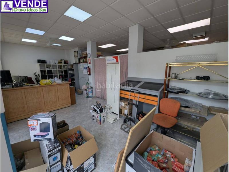 Foto 99ee60ec-f5d8-477f-aba2-c7be1b0632b9. Local commercial dans Sax