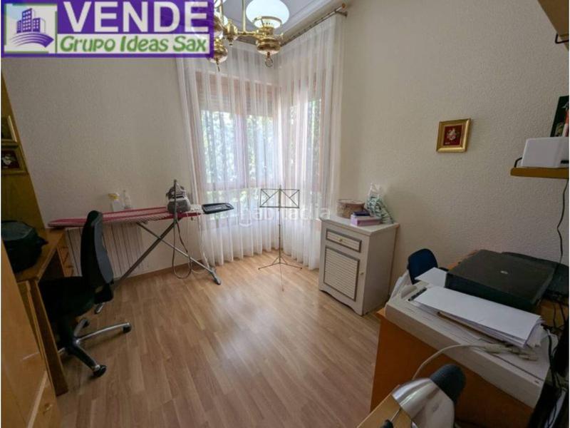 Foto 06fe190a-4fe1-476e-9d94-e076af4b44a7. Casa adossada amb calefacció aparcament a Sax