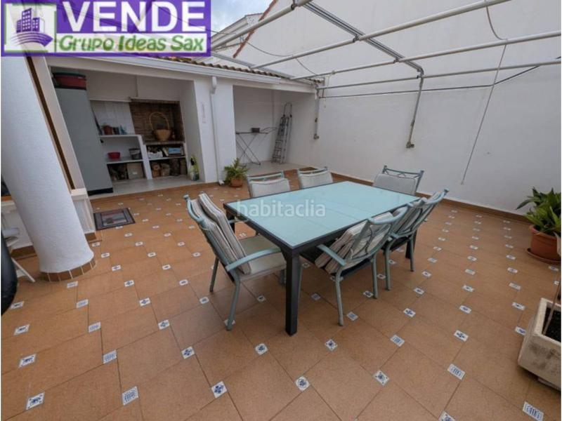 Foto 1053c82a-71d2-4f5d-84c0-c8f773477331. Casa adossada amb calefacció aparcament a Sax