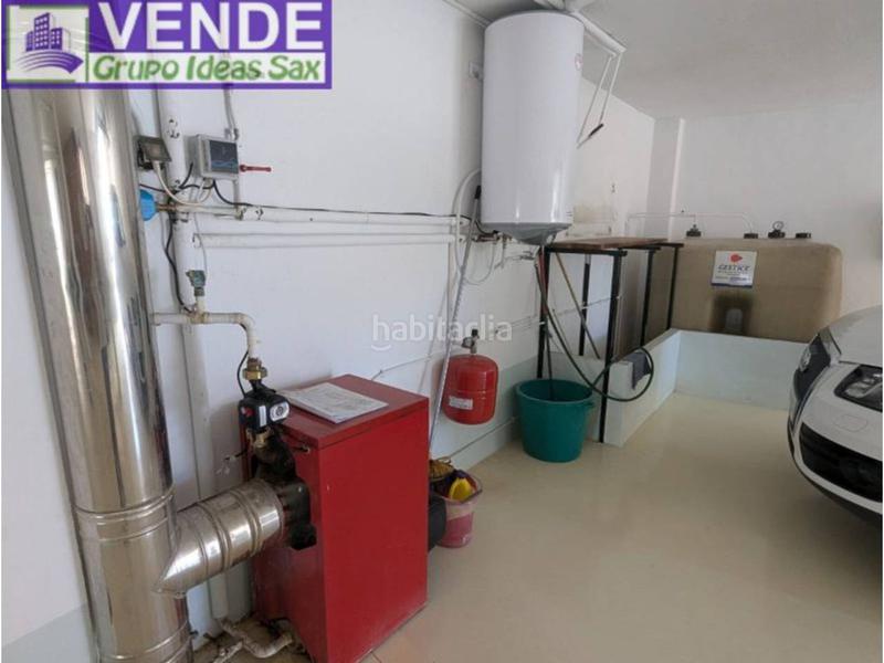 Foto 406c499d-161c-4071-9e8d-842ef140776f. Casa adossada amb calefacció aparcament a Sax