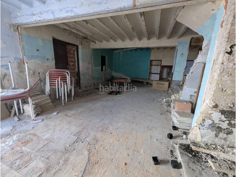 Foto 1078413f-648d-403d-b9ca-2efe99917707. Nau industrial a Sax