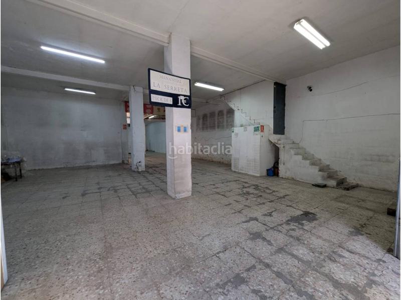 Foto bbf7aa91-e988-45ab-b525-62daf014fe4f. Nau industrial a Sax