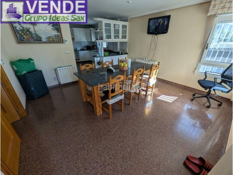 Foto 34c65d92-a31d-439c-8b8d-46414946a0e7. Country house with heating parking pool in Sax