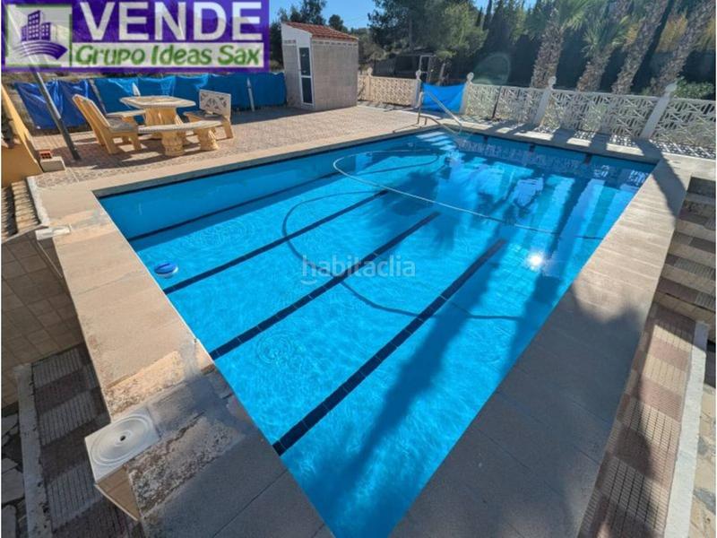 Foto 40abf760-4832-4bd1-8e30-c0dde2f38144. Country house with heating parking pool in Sax