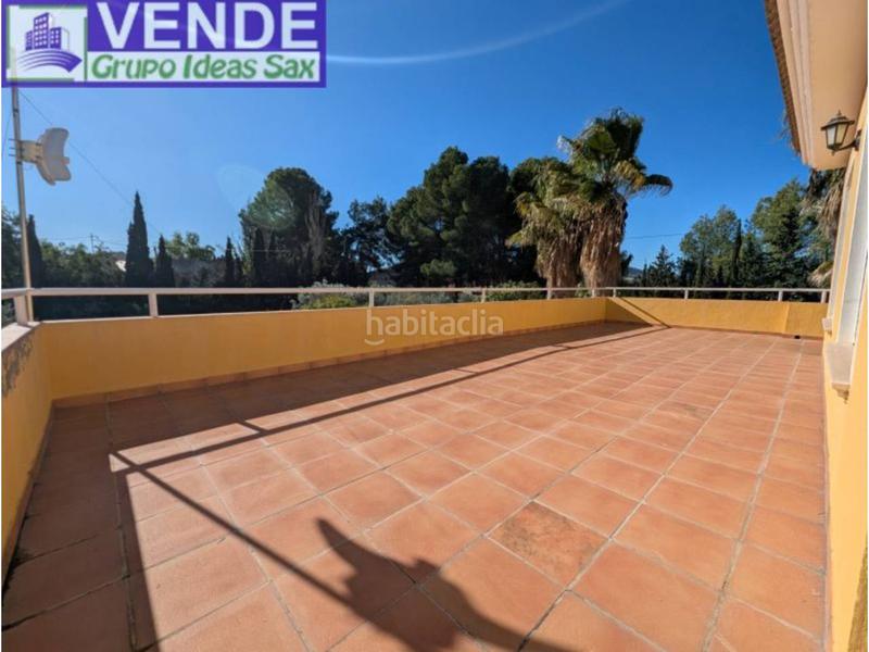 Foto 4325410d-1e61-4f1d-b897-60751cb351ca. Country house with heating parking pool in Sax