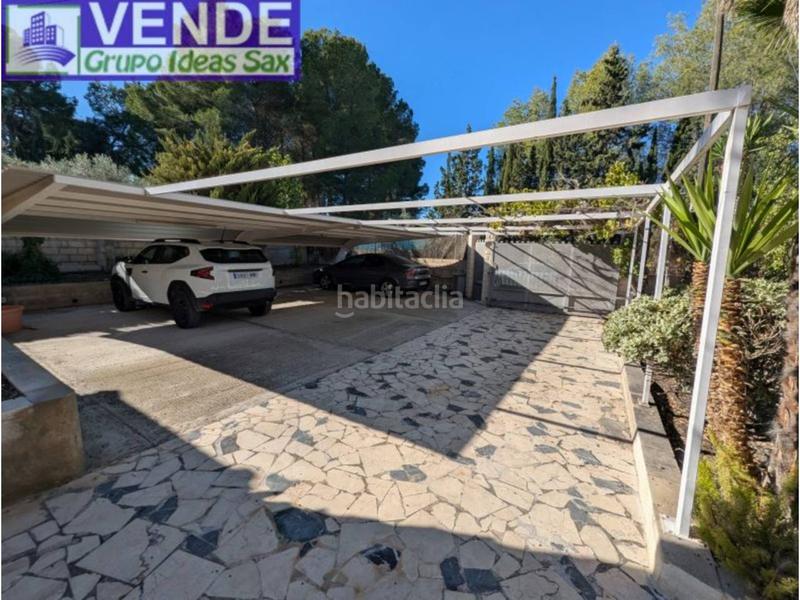 Foto 783e0106-64ff-4154-8ecb-3636fd844eb5. Country house with heating parking pool in Sax