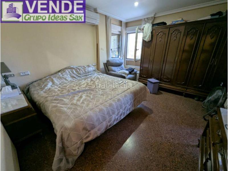 Foto b6892775-ddbd-4725-846a-1e7b355fd437. Country house with heating parking pool in Sax