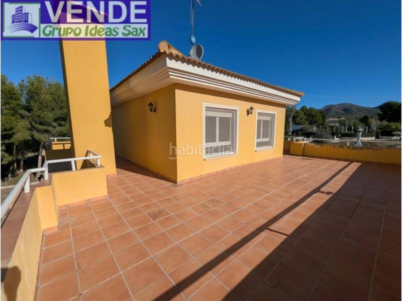 Foto b91b04cb-97ba-4c2e-b088-1cfb6b666ea3. Country house with heating parking pool in Sax