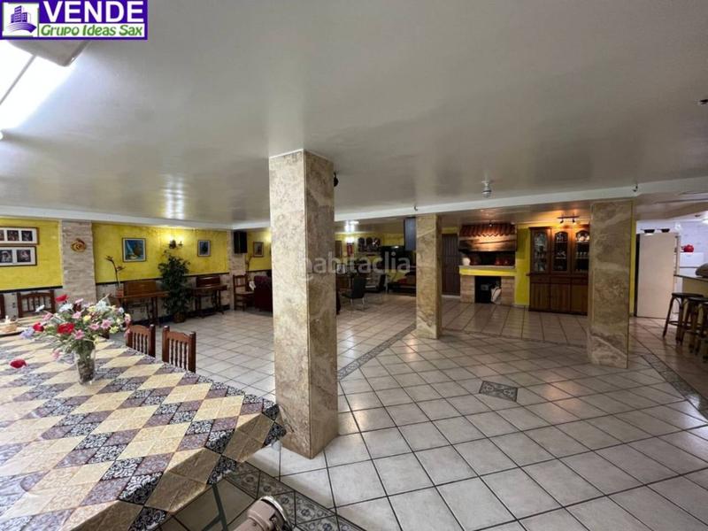 Foto 36462ac7-ee8b-46f4-a3d8-1c7611df5364. Chalet avec chauffage parking dans Sax