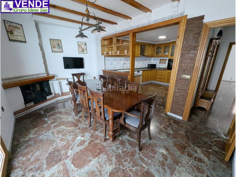 Foto 2e2be40b-c231-4bde-a899-8df7be411c36. Casa a schiera con parcheggio in Sax