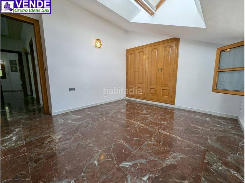 Foto 4ed245af-b531-4dda-8dce-2a811f81b575. Casa a schiera con parcheggio in Sax