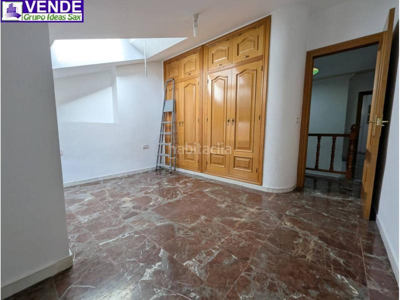Foto d9a4283a-f283-4c98-b953-9a58a2223c74. Casa a schiera con parcheggio in Sax