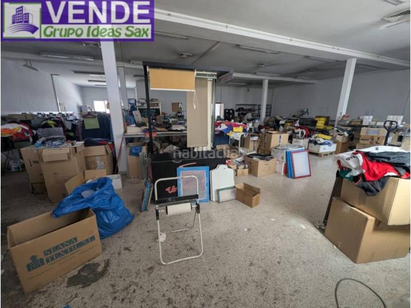 Foto 5f17353d-35c7-4e14-b470-d09d73f19d45. Nau industrial a Sax