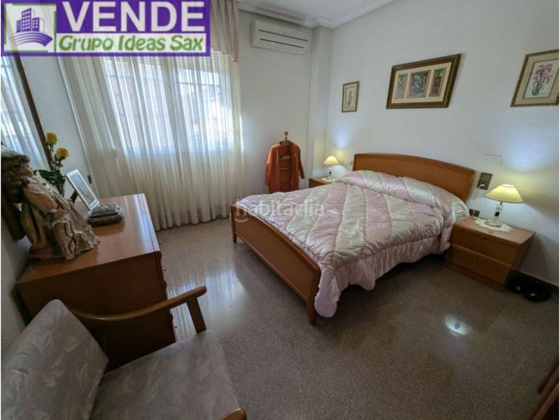 Foto 21079ccd-a0be-4674-bfe5-3523da9b49e3. Casa adossada a Sax