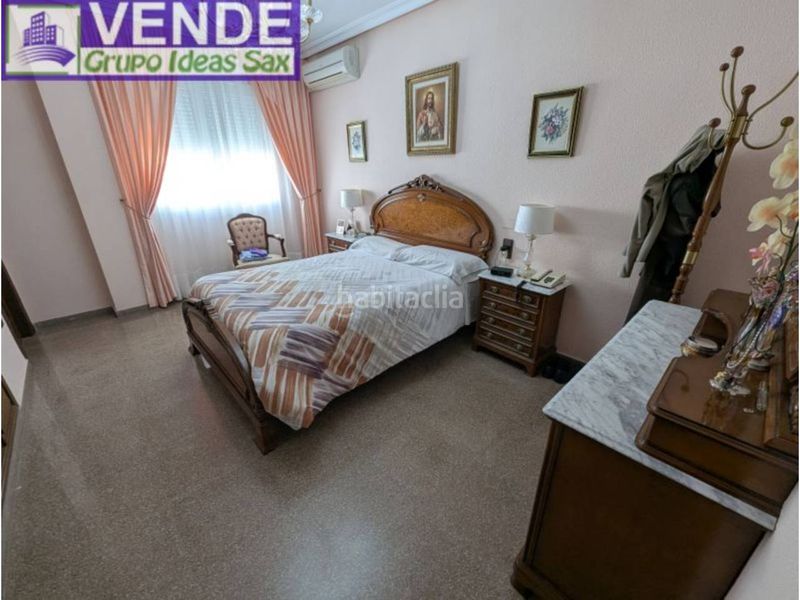Foto 609418e3-07ea-4f99-bc0b-c66ab7b789d7. Casa adossada a Sax