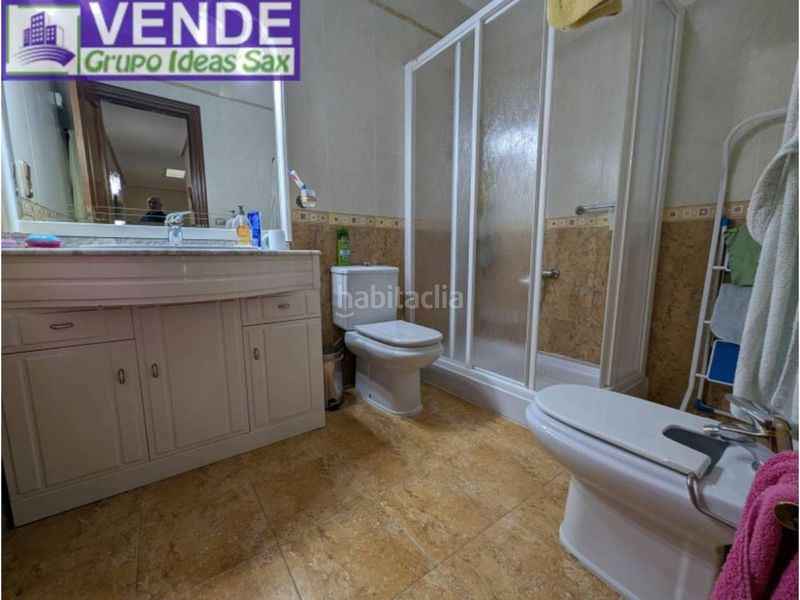 Foto 7d056db4-dbbe-420d-ac94-ff00c503b59b. Casa adossada a Sax